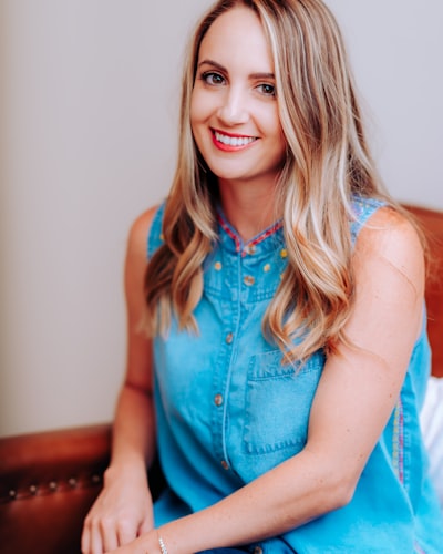 AC米兰传奇球星保罗·马尔蒂尼身穿3号球衣的经典肖像